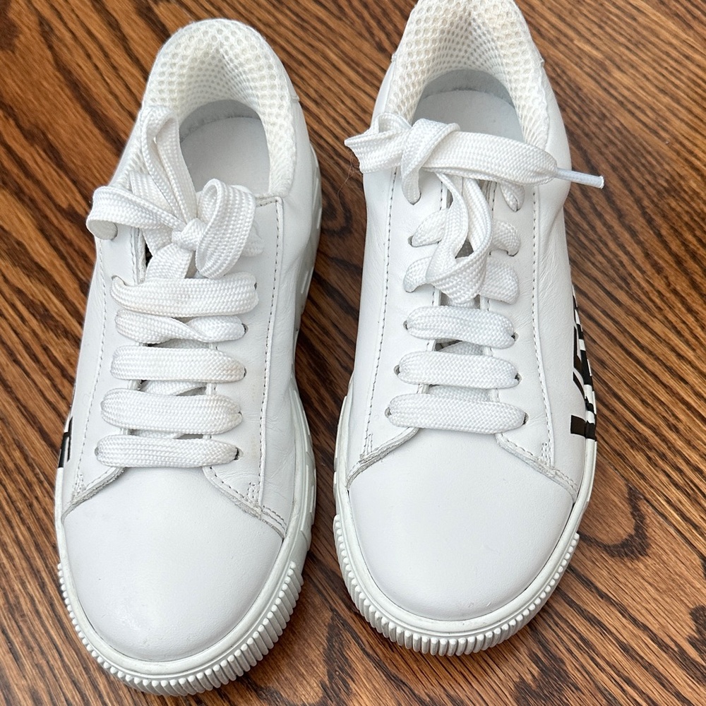 Versace kids size 2 White Lace-Up Sneakers